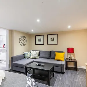 newly-renovated-cozy-1br-apt-with-netflix-prime-toronto.niagara-fallshotels.com/