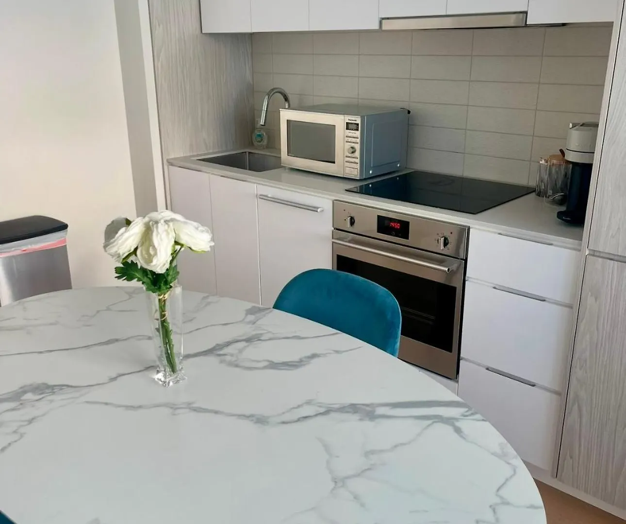 Apartment Spectacular Skyline Views - Downtown Montreal - Luxury Condo & Penthouse